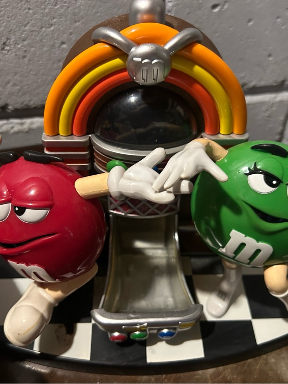Vintage M & M's Classic Red & Green Figure Jukebox Playset Candy Dispenser